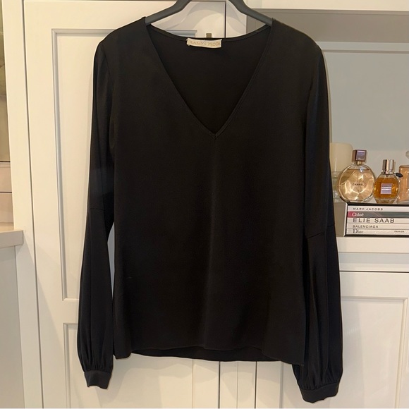 Ramy Brook silk v-neck long sleeve blouse. - Picture 2 of 6